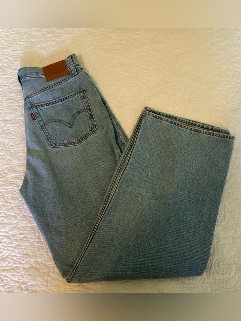 NWT Levi’s Premium High Loose Women’s Wide Leg Jeans Size 28x31